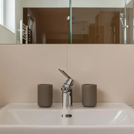 Fourteen Zell Am S&p By In One Apartman *