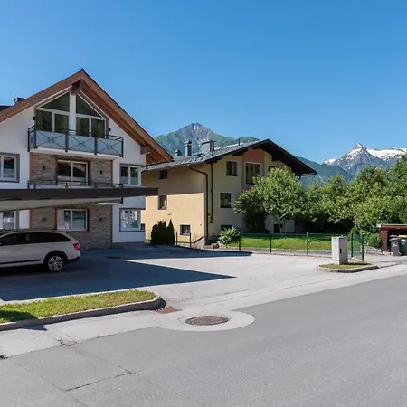 Fourteen Zell Am S&p By In One 젤암제