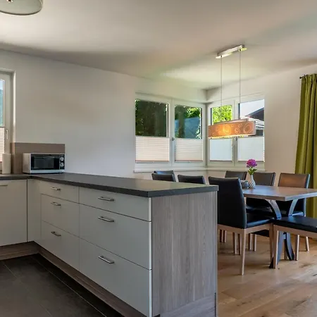 Fourteen Zell Am S&p By In One *