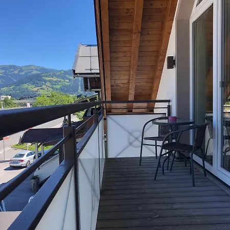 Apartman Fourteen Zell Am S&p By In One