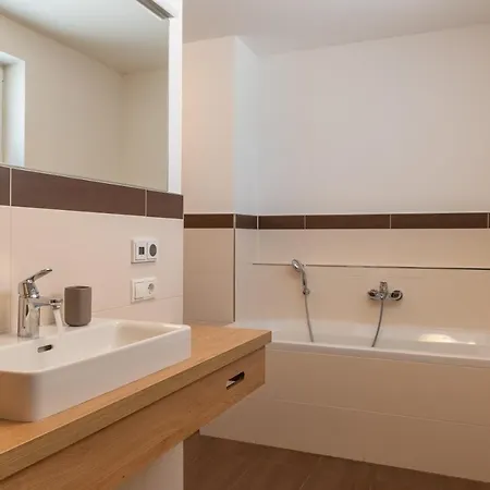 Fourteen Zell Am S&p By In One Apartman Zell am See