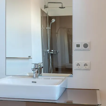 Apartman Fourteen Zell Am S&p By In One