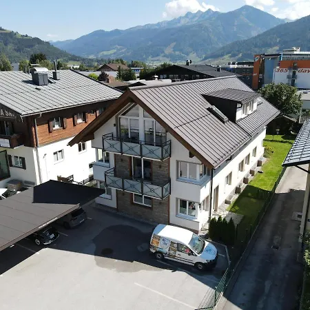 Apartman Fourteen Zell Am S&p By In One Zell am See