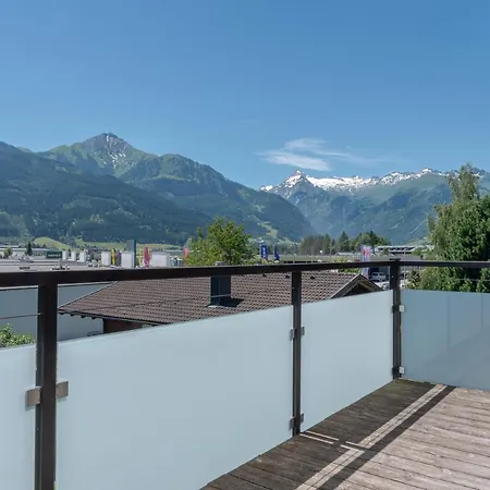 Fourteen Zell Am S&p By In One * زيل أم سي